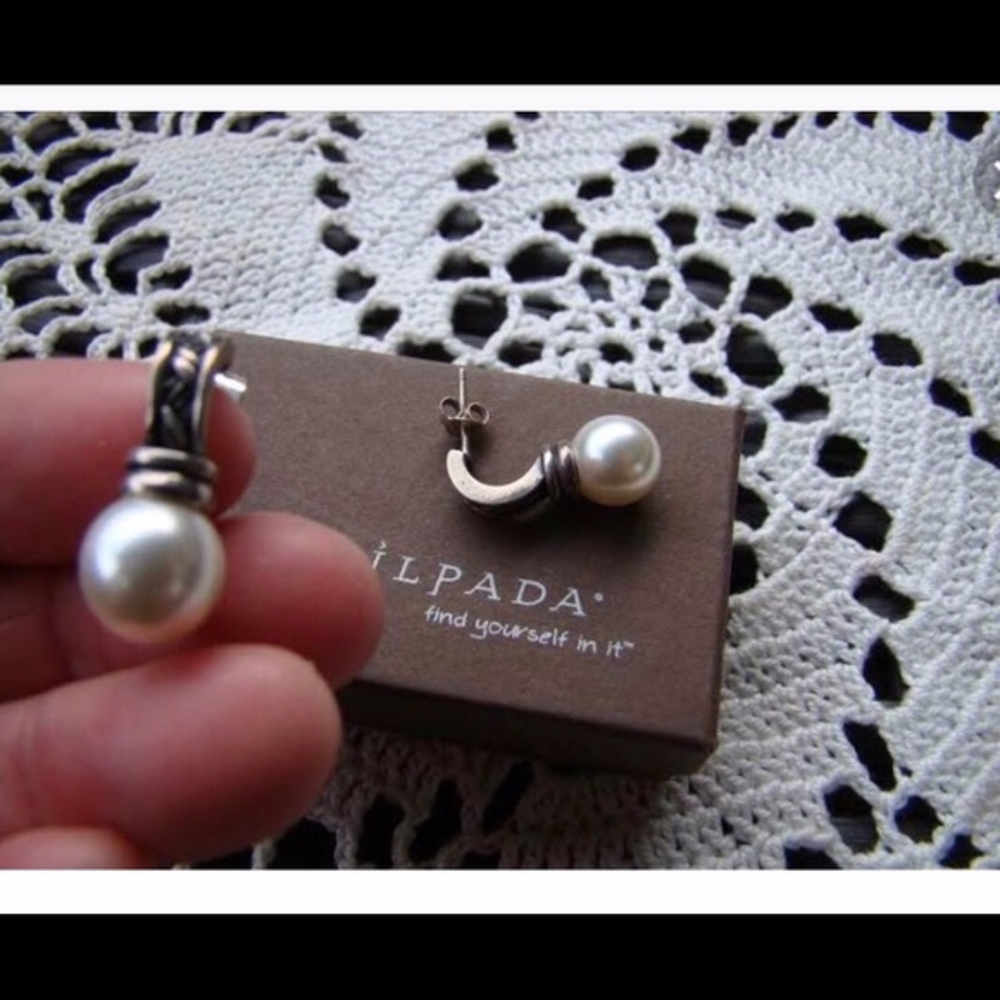 Silpada sterling silver pearl earrings
